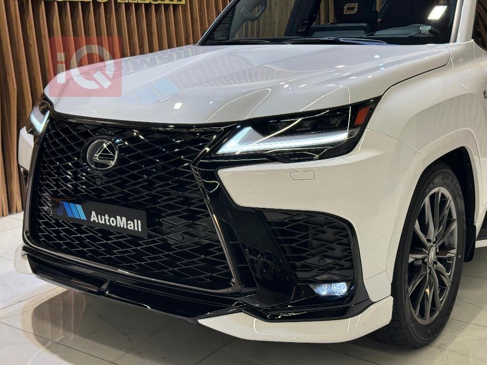 Lexus LX